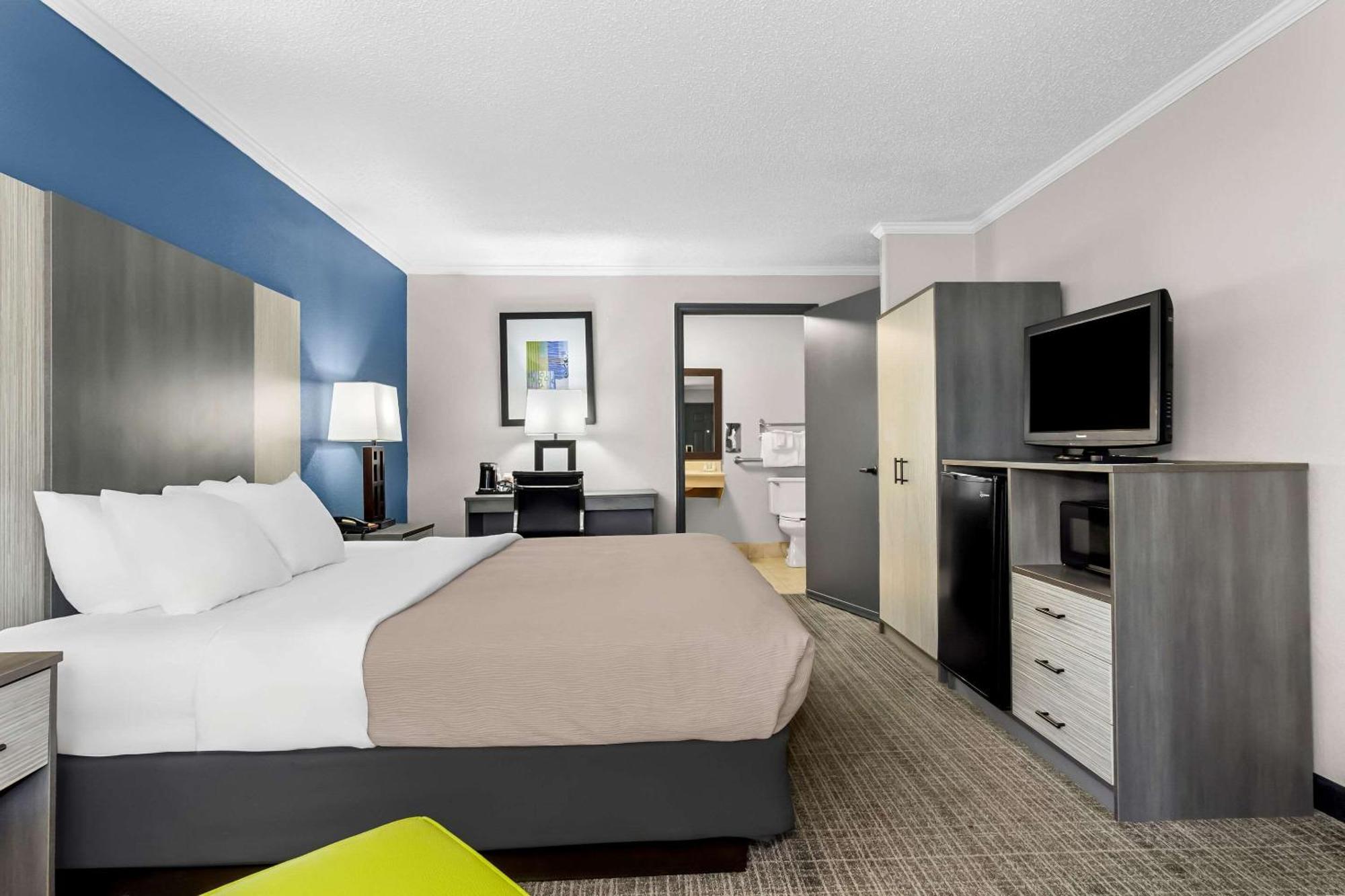 Quality Inn & Suites Florence Civic Center Extérieur photo