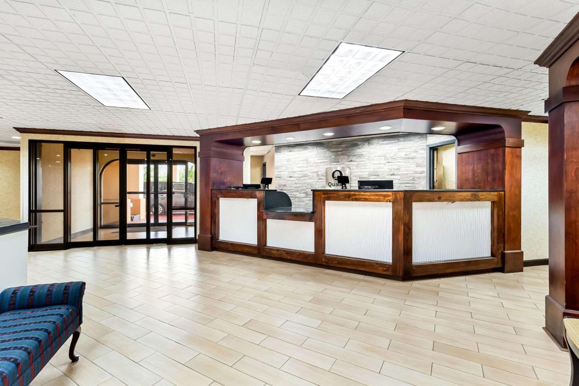 Quality Inn & Suites Florence Civic Center Extérieur photo