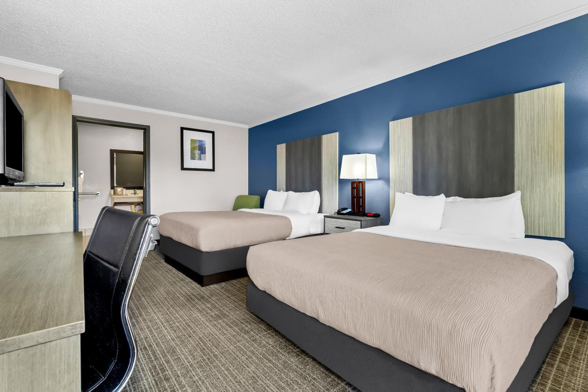 Quality Inn & Suites Florence Civic Center Extérieur photo