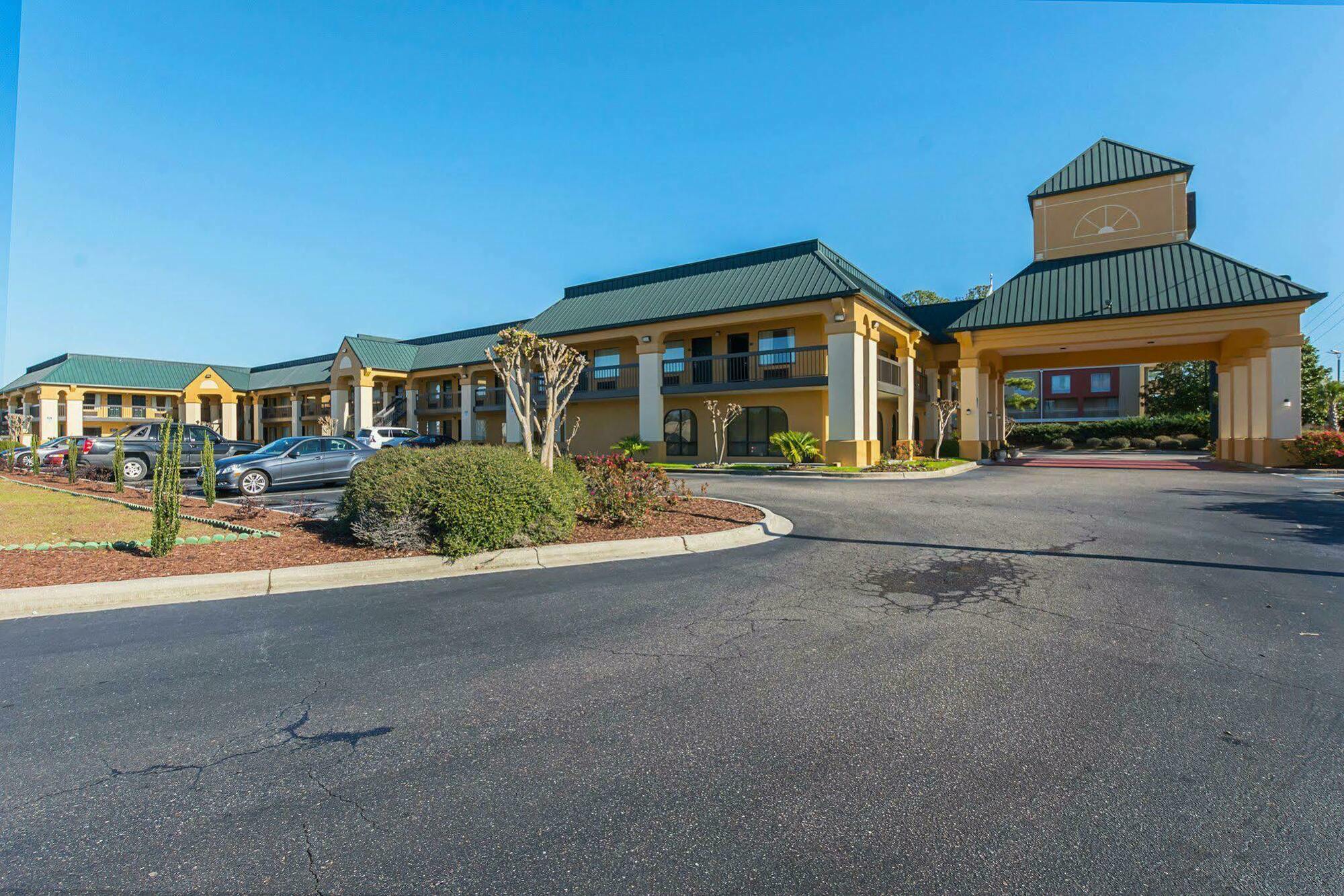 Quality Inn & Suites Florence Civic Center Extérieur photo
